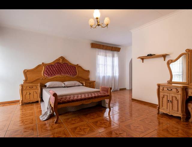 4 BEDROOM HOUSE FOR SALE IN GLENVISTA